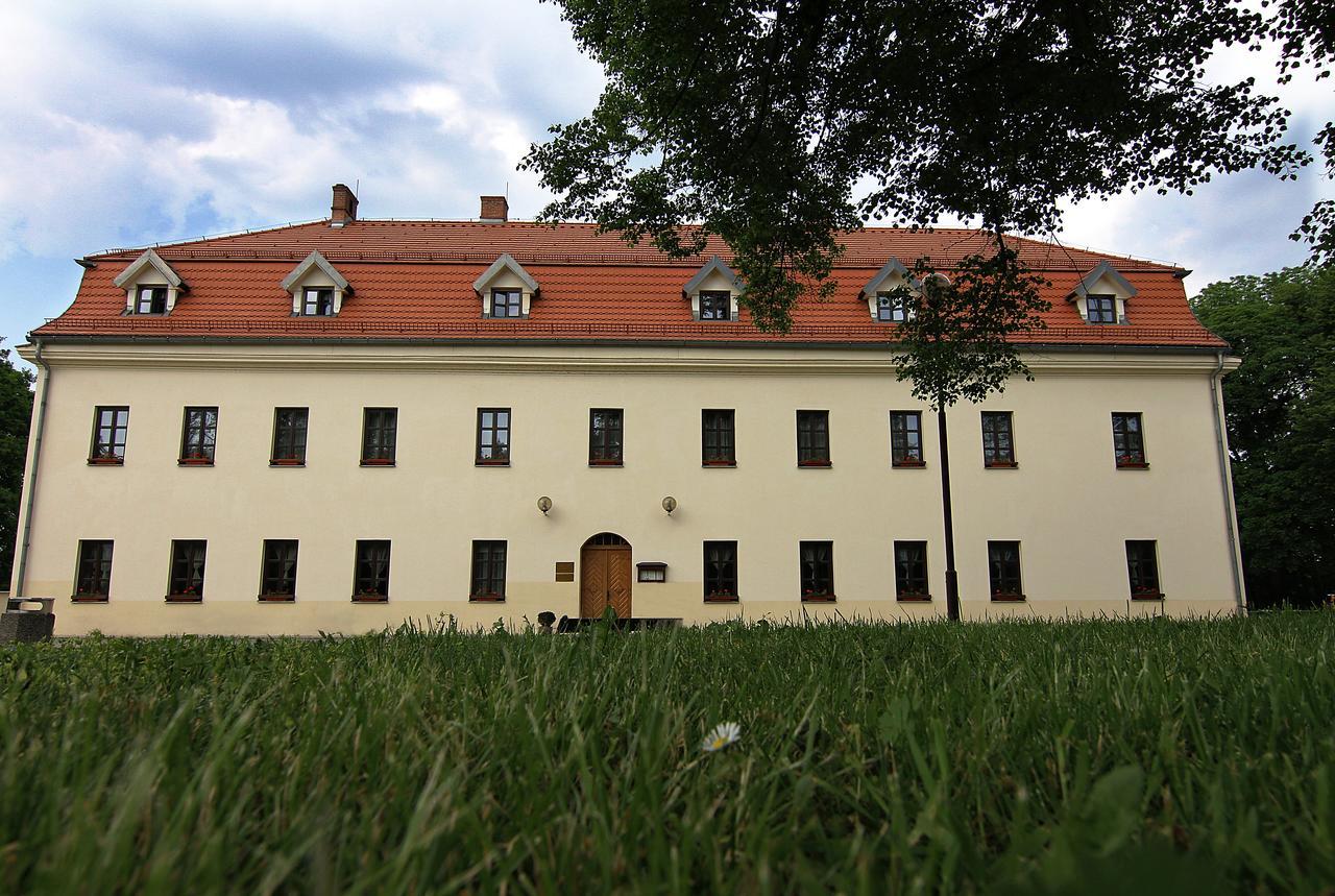 Zamek Havirov Hotell Exteriör bild