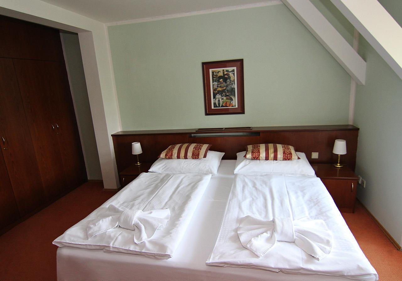 Zamek Havirov Hotell Exteriör bild